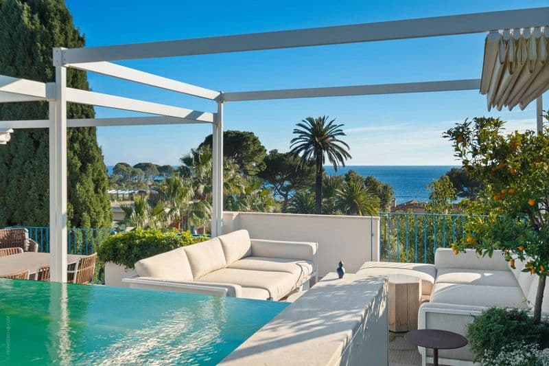 Superior Apartment · One Bedroom