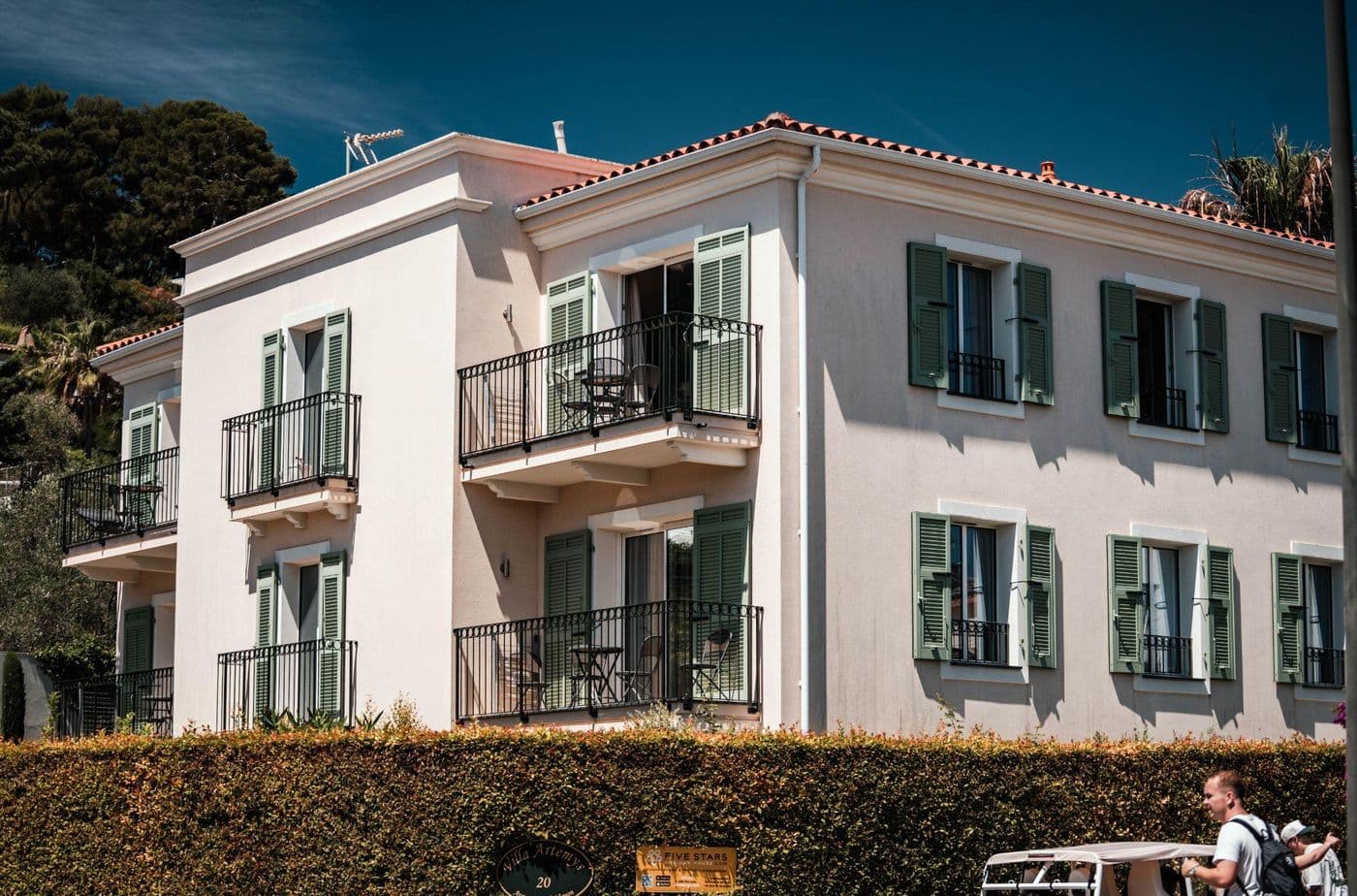 Deluxe Apartment · Two Bedroom