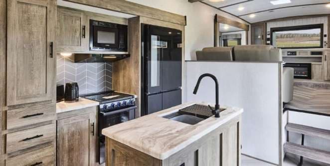 American RV 5★