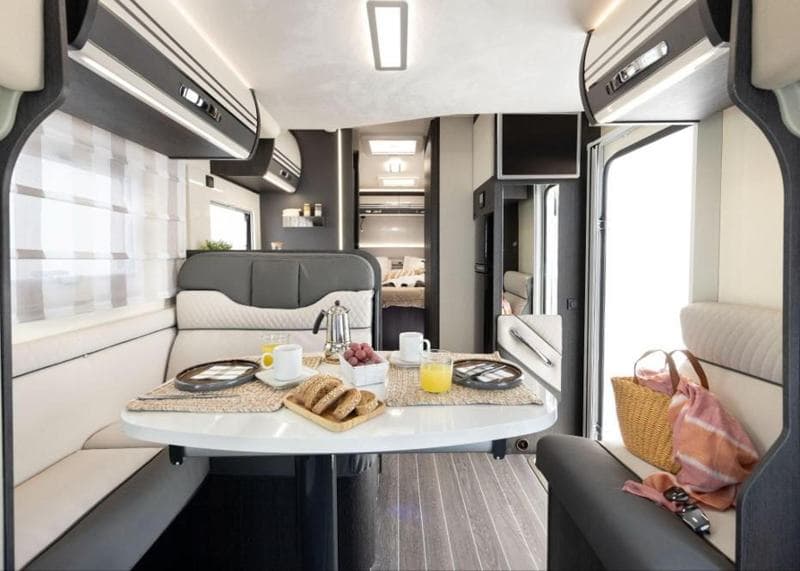 Motorhome – 4 Berth