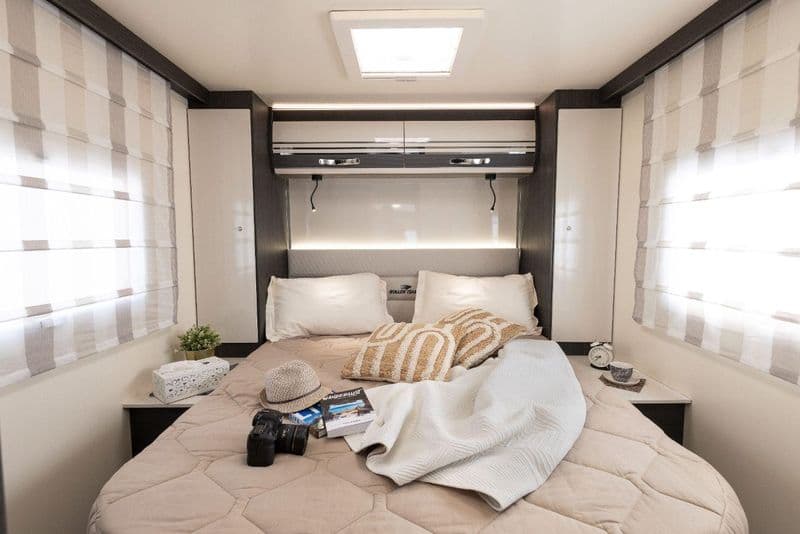 Classic Motorhome – 4 Berth